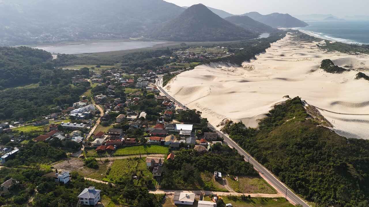 Siriú, Garopaba: vida tranquila, natureza preservada  — Dunas De Garopaba Turismo Sc